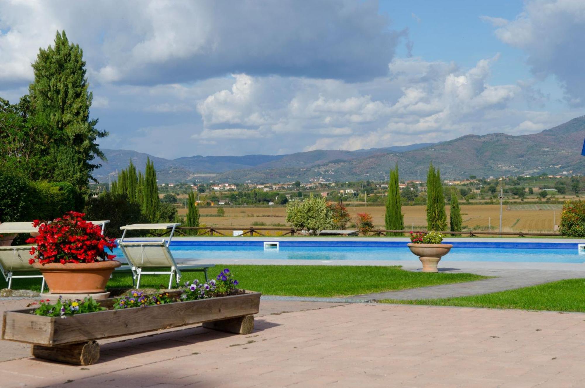 Villa Margherita - Homelike Villas コルトーナ エクステリア 写真